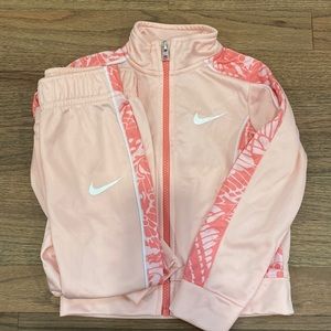 Nike Track suit